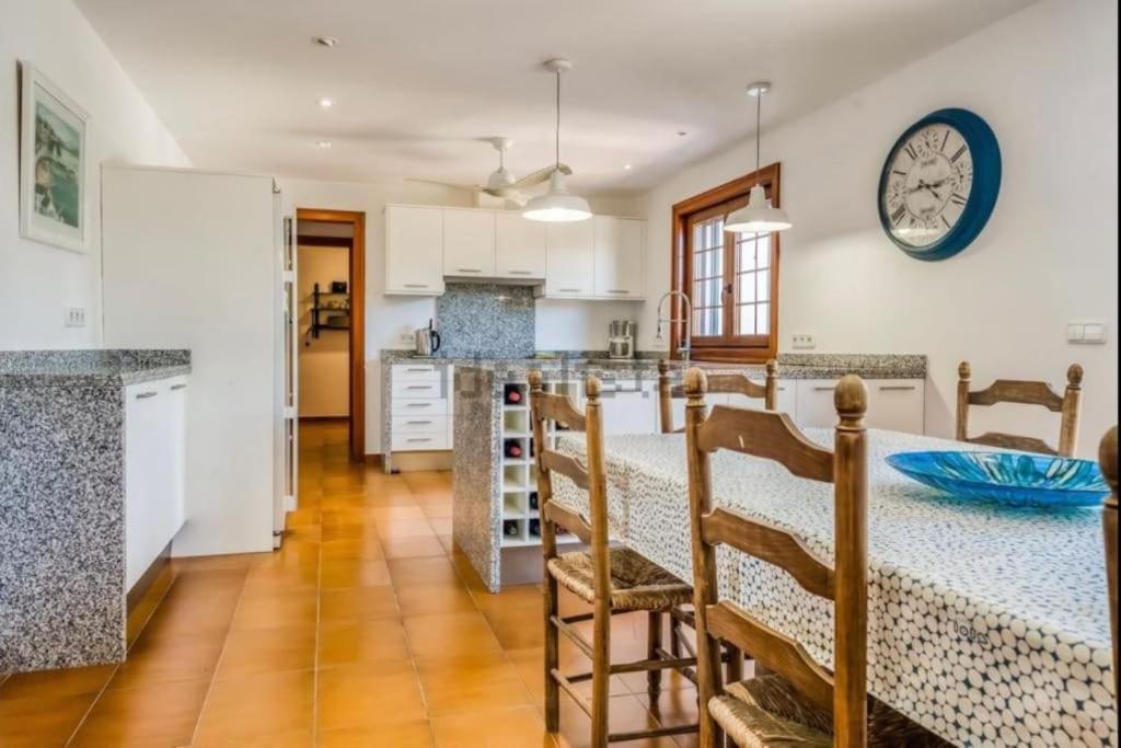 La Calma Espectacular Villa Con Jardin Y Piscina En Menorca S'Algar Zewnętrze zdjęcie
